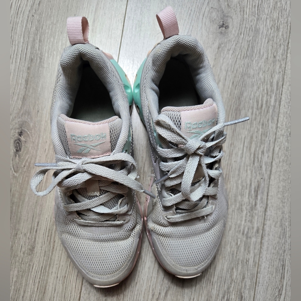 Reebok Kids Zig Dynamic Pastel Tennis Shoes Size 2 Girls - Picture 3 of 7